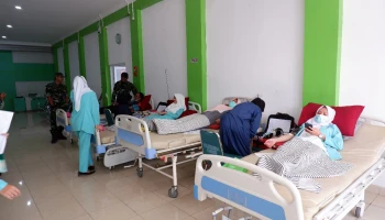 Rumah Sakit Medina Bersama UTD PMI Kabupaten Garut Gelar Donor Darah